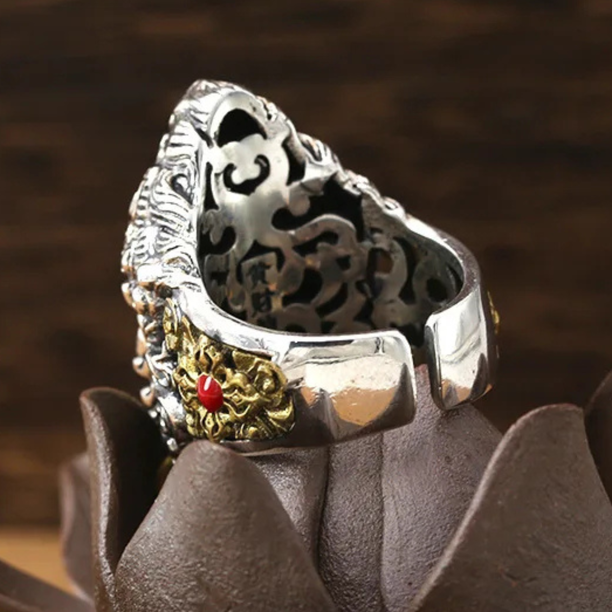 Artisan d'Asie Bagues Bague Jambhala jaune en argent 925 et laiton