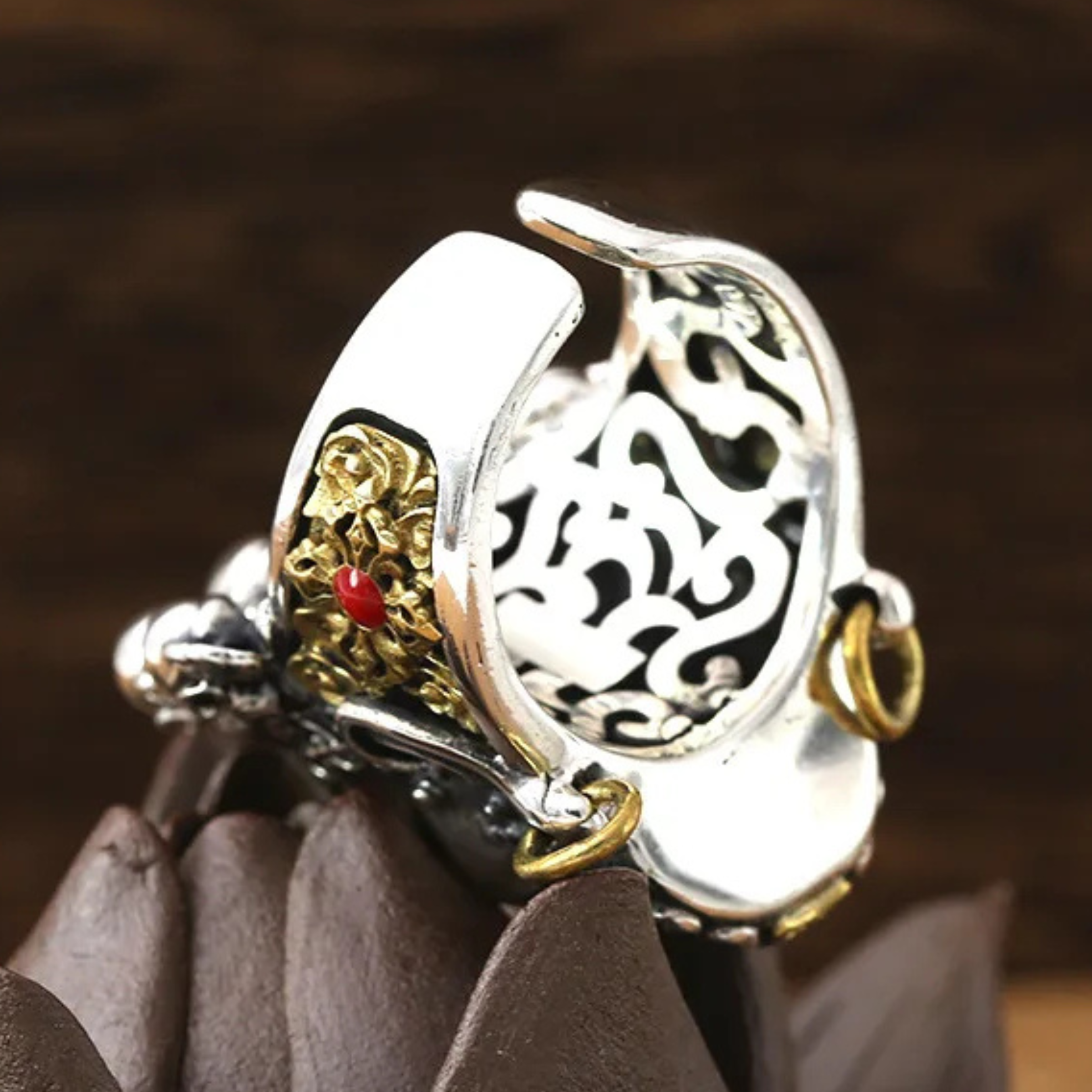 Artisan d'Asie Bagues Bague Mahākāla en argent 925 et laiton