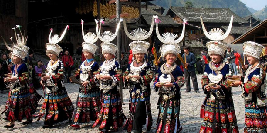 Minorité Ethnique et Artisanat Miao : Tout un Art !