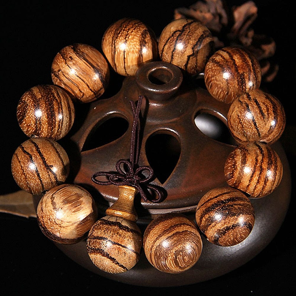 Artisan d'Asie 0 Beads 12mm Wholesale Vietnam Agarwood Wooden Bracelets Tiger Pattern Buddha Round Beads Hand String Jewelry Men Christmas Gift