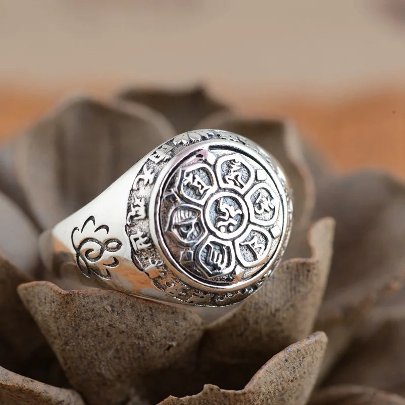 Artisan d'Asie Bagues Bague Artisanale Tibétaine Mantra Om en Argent Massif S925
