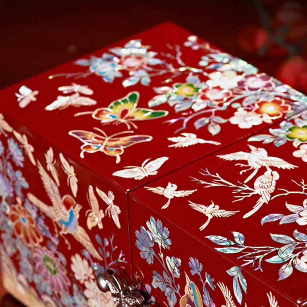 Artisan d'Asie Boites & Coffrets Chinois Boîte à bijoux chinoise en nacre et bois laqué