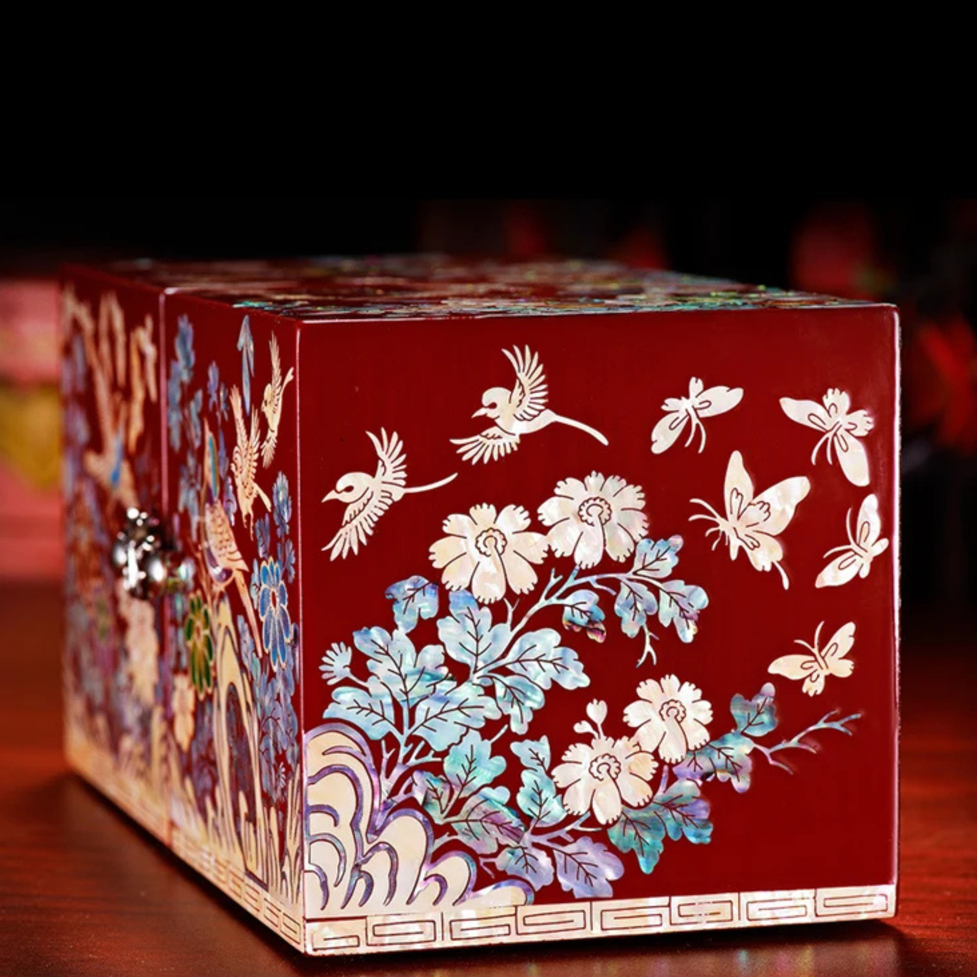 Artisan d'Asie Boites & Coffrets Chinois Boîte à bijoux chinoise en nacre et bois laqué