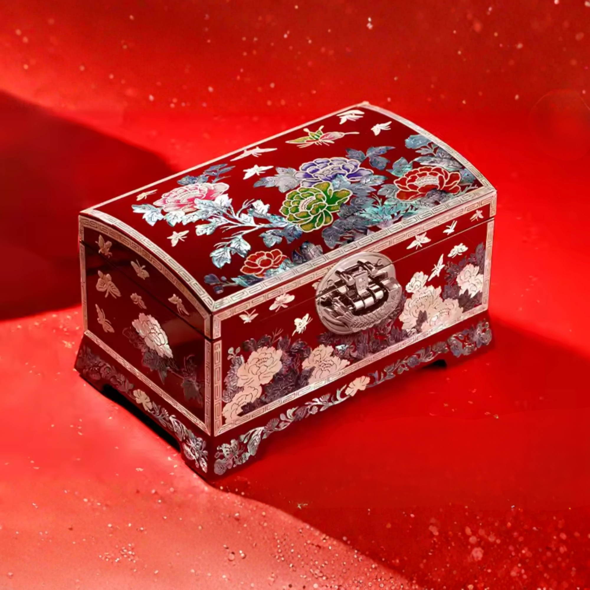 Artisan d'Asie Boites & Coffrets Chinois Boîte à bijoux chinoise fleurs de pivoine en nacre et bois laqué