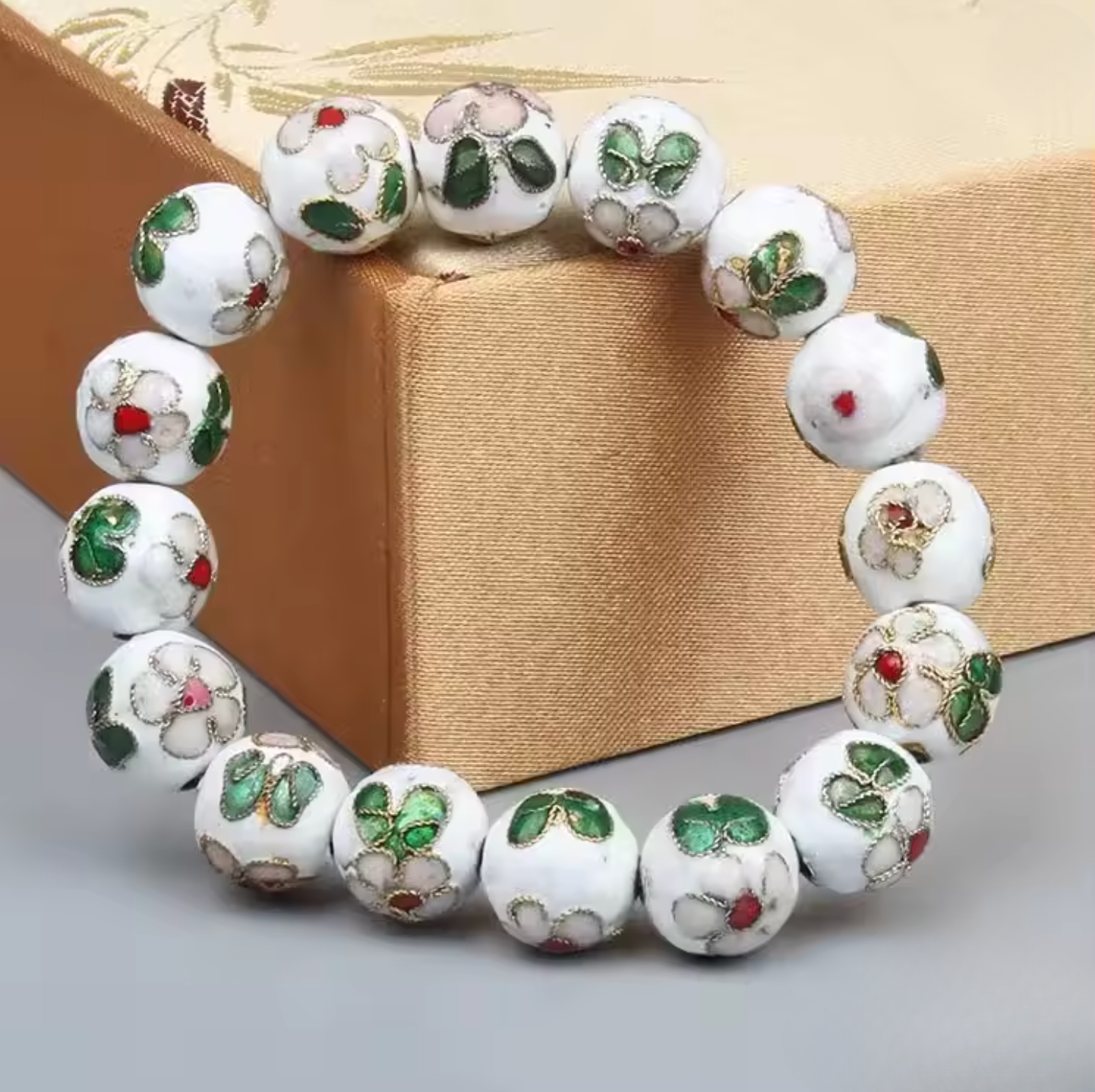 Artisan d'Asie Bracelets Malas Blanc / 18 cm Bracelet mala en perles cloisonnées