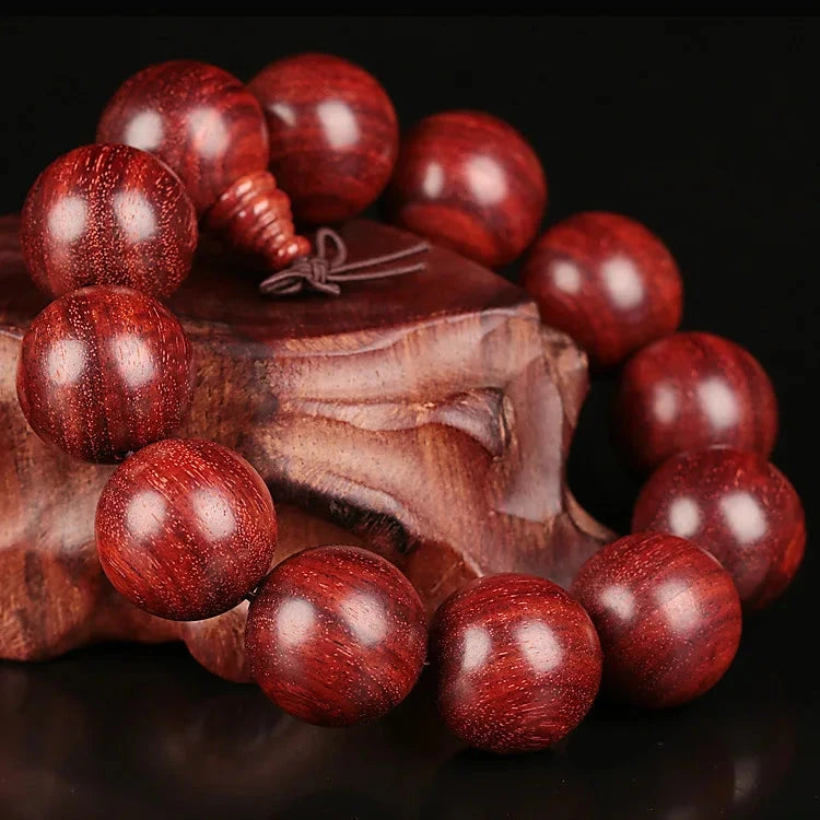 Artisan d'Asie Bracelets Malas Bracelet mala en bois de santal rouge