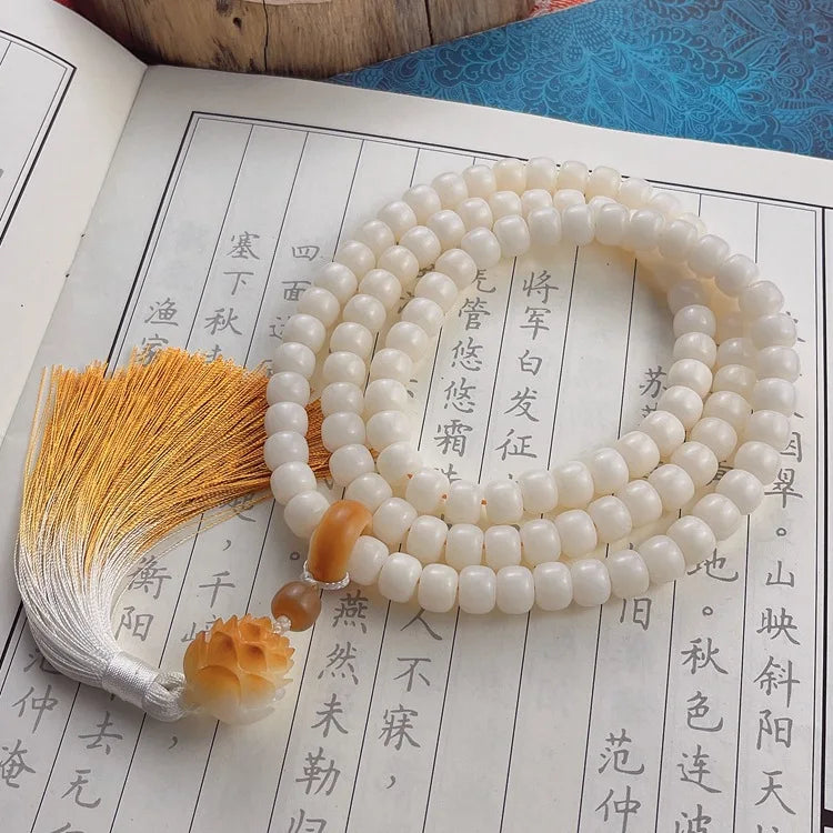 Artisan d'Asie Colliers Malas Collier mala en graines de bodhi blanches