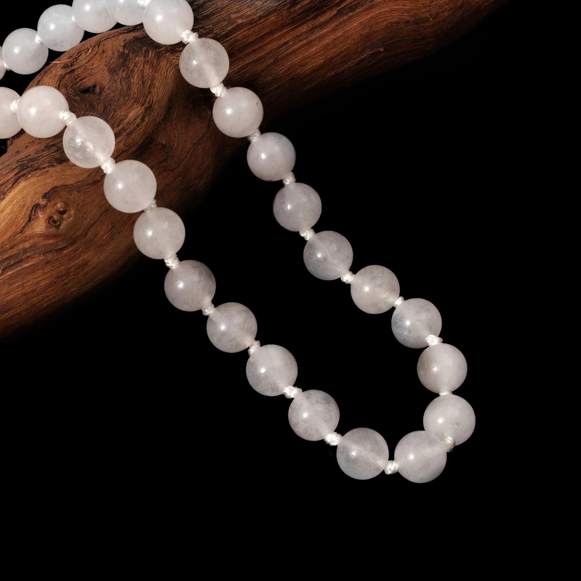 Artisan d'Asie Colliers Malas Collier mala en pierre de jade blanc