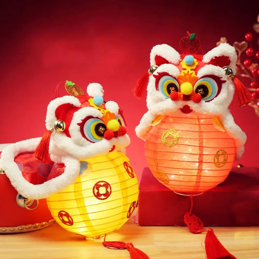 Artisan d'Asie Lanterne Fete de la Lune Dragon Symbole Illuminé de Force et Tradition