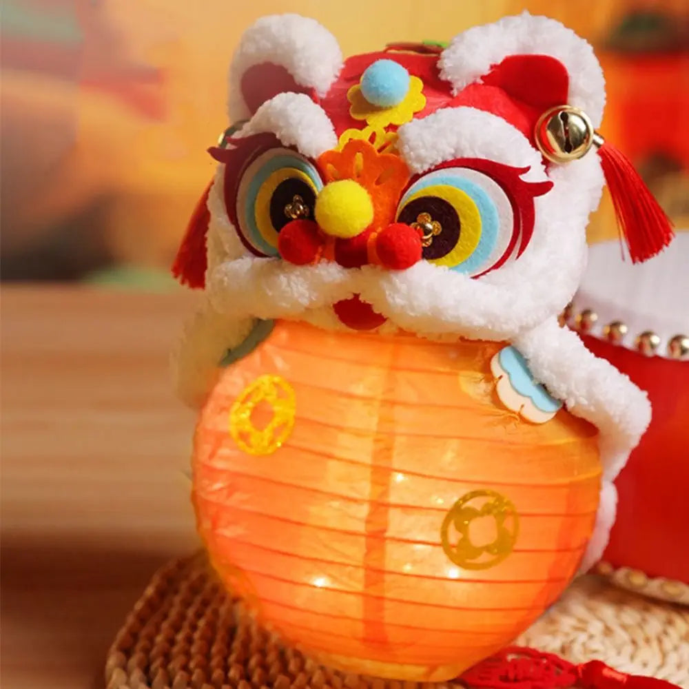 Artisan d'Asie Orange Lanterne Fete de la Lune Dragon Symbole Illuminé de Force et Tradition