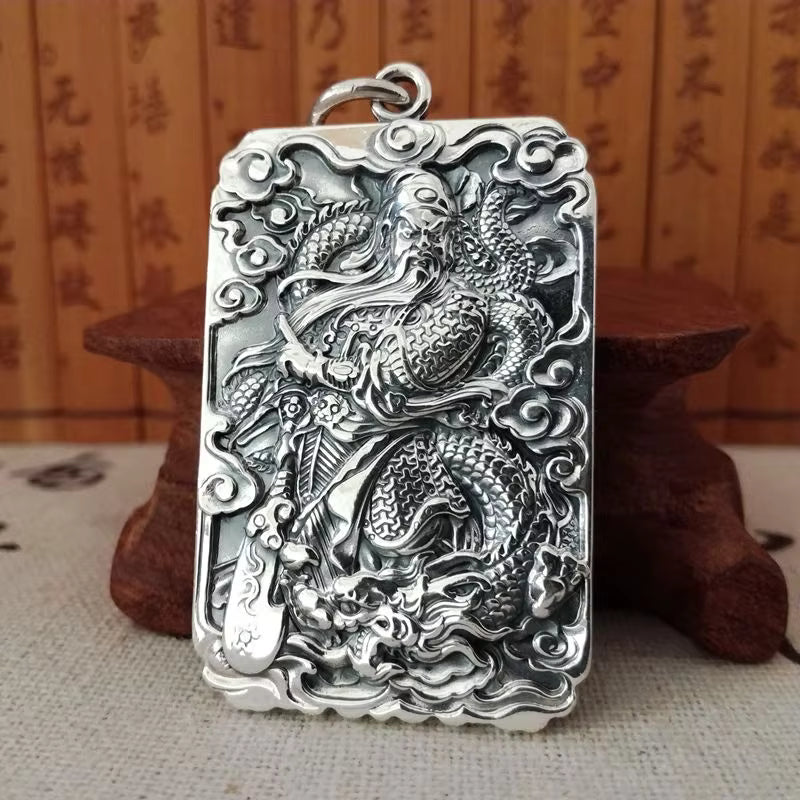 Artisan d'Asie Pendentifs & Amulettes Pendentif du Dieu de la Guerre Guanyu et Om en plaqué argent 999