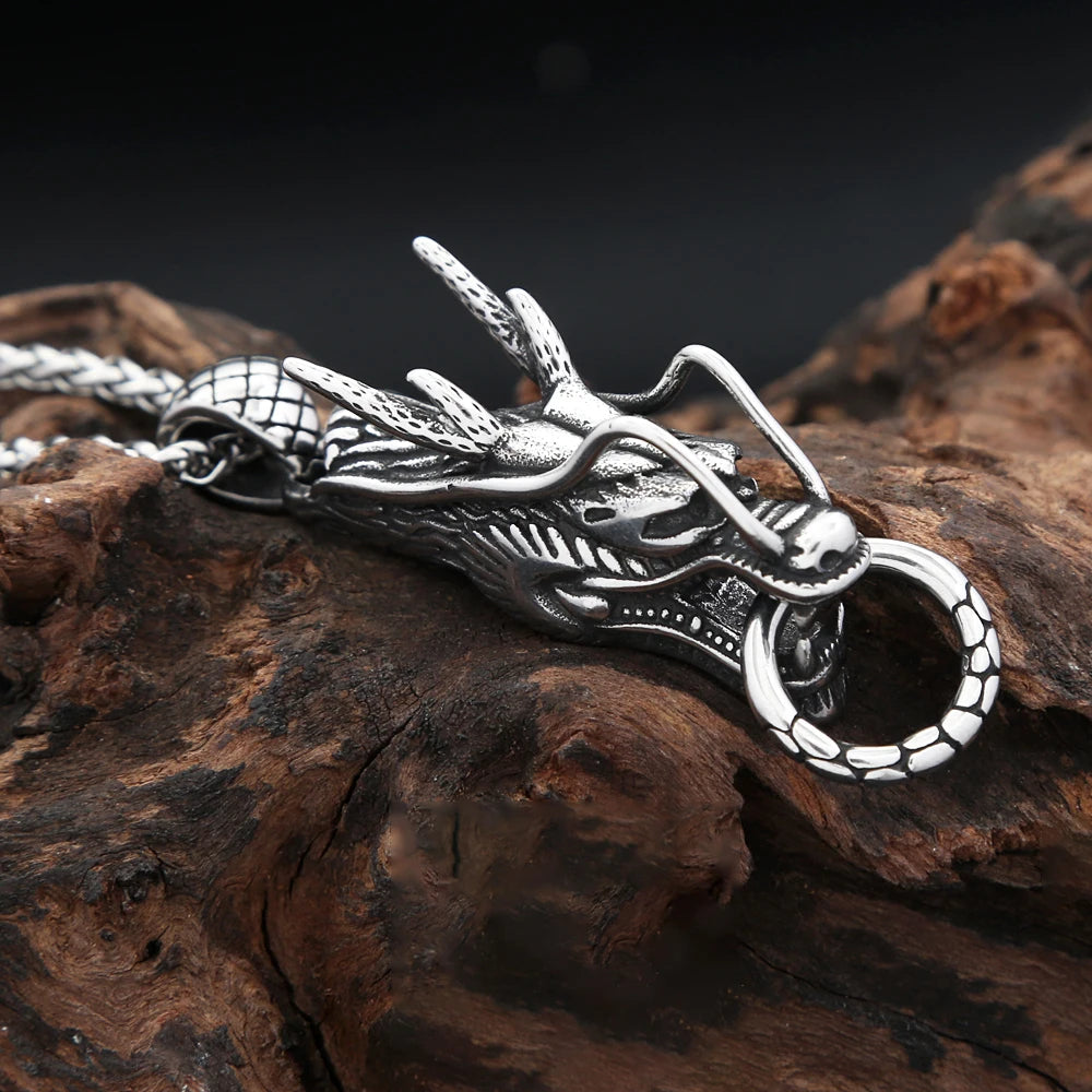 Artisan d'Asie Pendentifs & Amulettes Pendentif Feng Shui Tête de Dragon en Acier Inoxydable