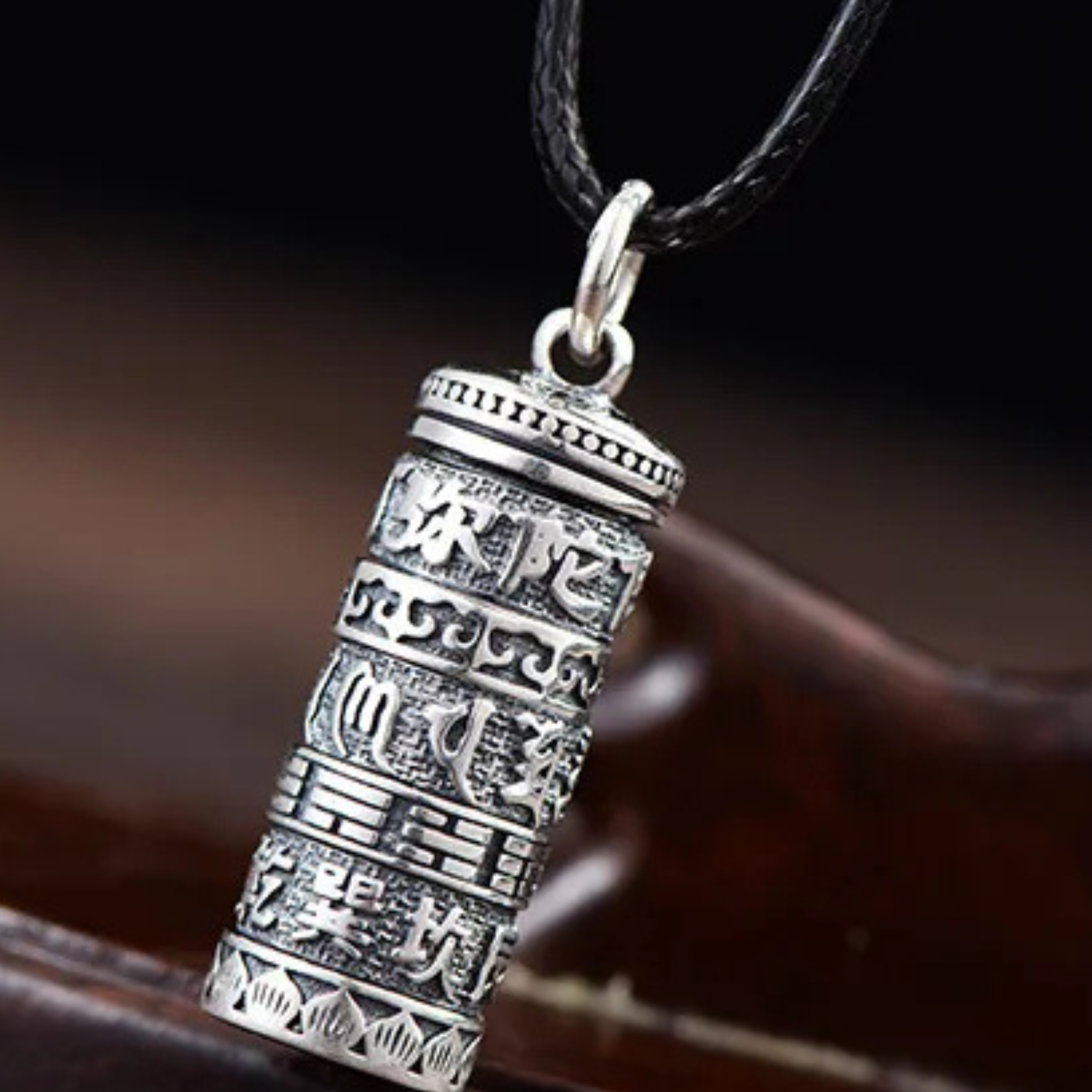 Artisan d'Asie Pendentifs & Amulettes Pendentif Moulin à Prière Tibétain en Argent Pur 990/1000