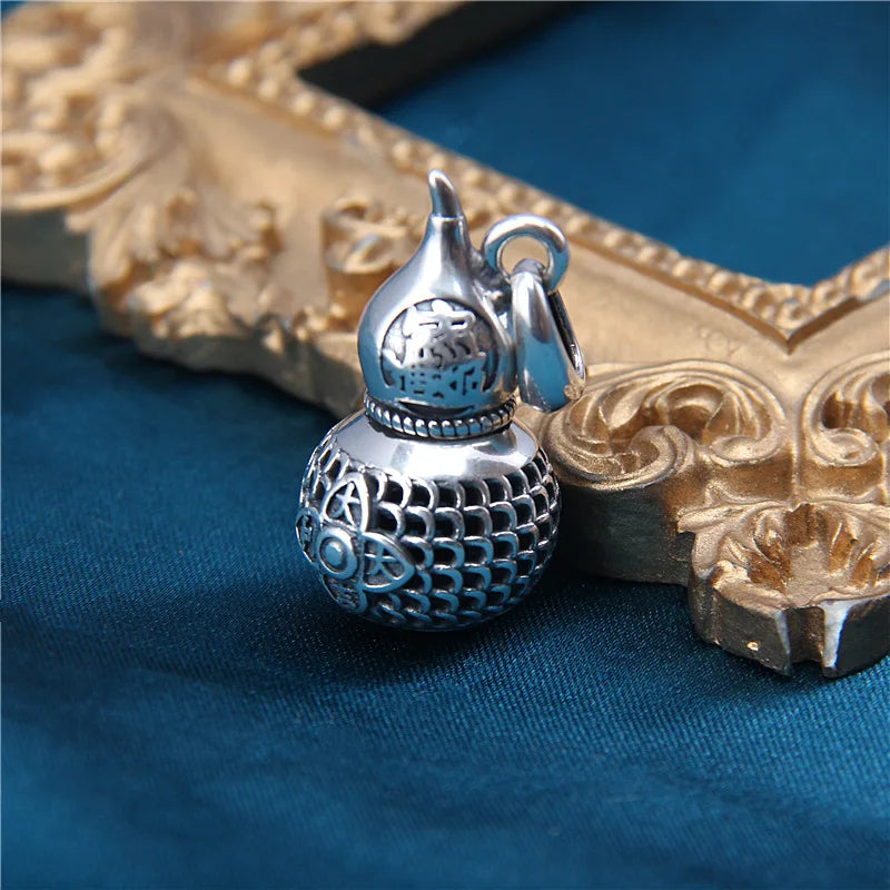 Artisan d'Asie Pendentifs & Amulettes Pendentif Wu Lou Feng Shui en Argent Massif S925 Gravée