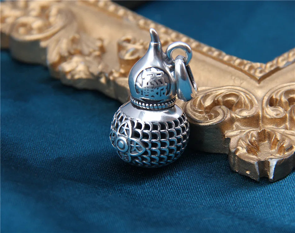 Artisan d'Asie Pendentifs & Amulettes Pendentif Wu Lou Feng Shui en Argent Massif S925 Gravée