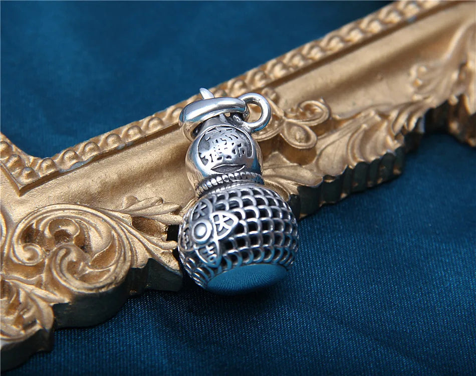 Artisan d'Asie Pendentifs & Amulettes Pendentif Wu Lou Feng Shui en Argent Massif S925 Gravée