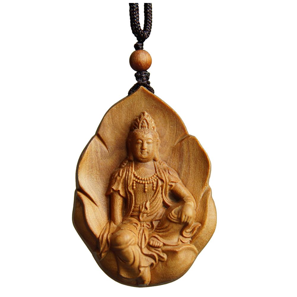 Pendentif Bodhisattva Guanyin en Bois de Santal Pendentifs & Amulettes Artisan d'Asie 